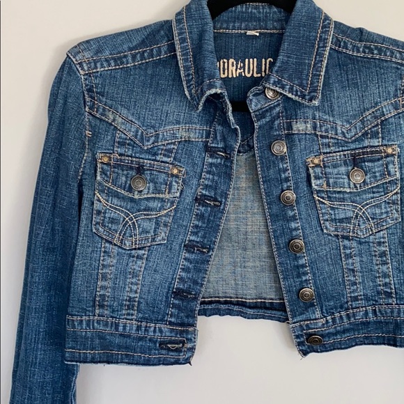 Stretchy cropped denim jacket - Picture 2 of 6